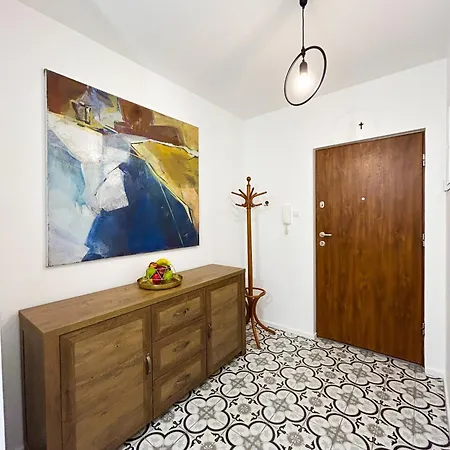 Lumina Cozy Apartment Platinum Tower