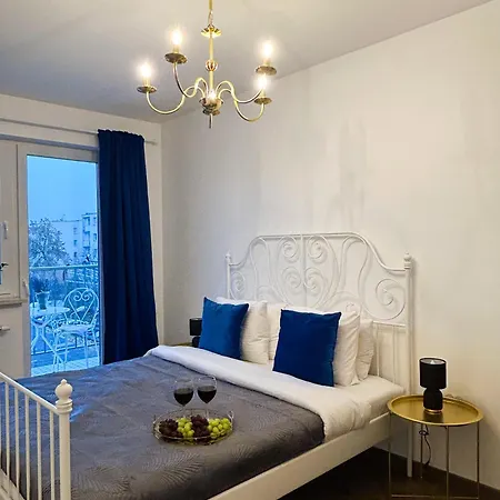 Lumina Cozy Apartment Platinum Tower *