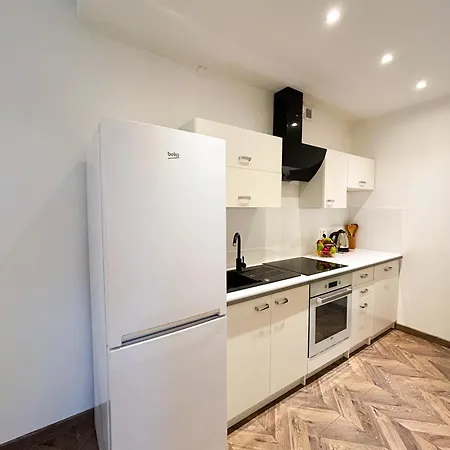 Lumina Cozy Apartment Platinum Tower * ורשה