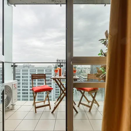 Апартаменты Lumina I 2-Rooms Apartment With Balcony I Parking I Platinum Tower Варшава