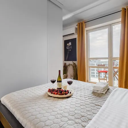 Lumina I 2-Rooms Apartment With Balcony I Parking I Platinum Tower Варшава