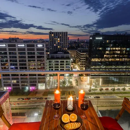 Lumina I 2-Rooms Apartment With Balcony I Parking I Platinum Tower *