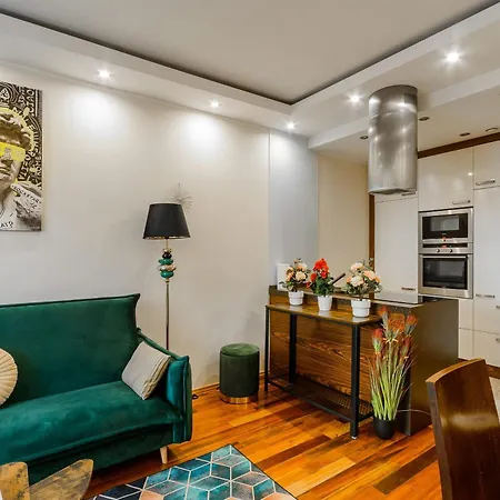 Apartmán Lumina Cozy Platinum Tower