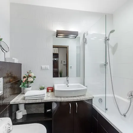 Lumina Cozy Platinum Tower * Varšava