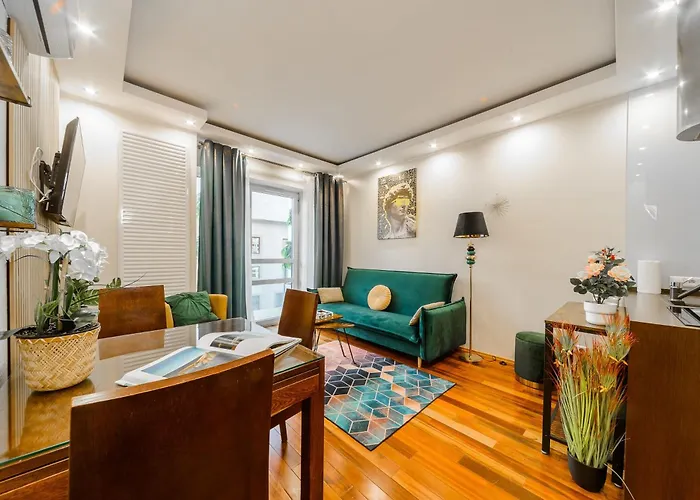 Lumina Cozy Platinum Tower Apartament *